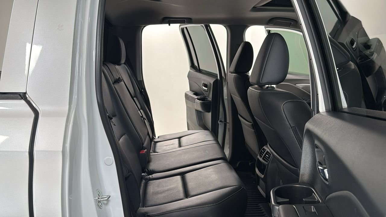 Used 2023  Honda RTL-E image 17