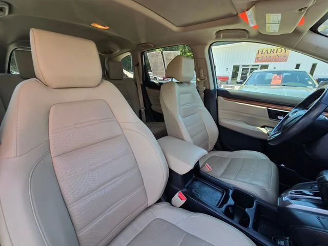 Used 2019  Honda Touring image 21