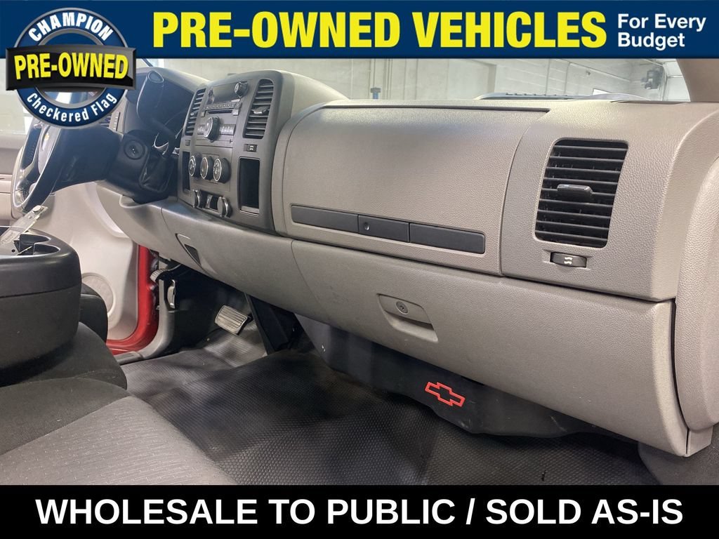 Used 2012 VICTORY RED Chevrolet Work Truck image 30