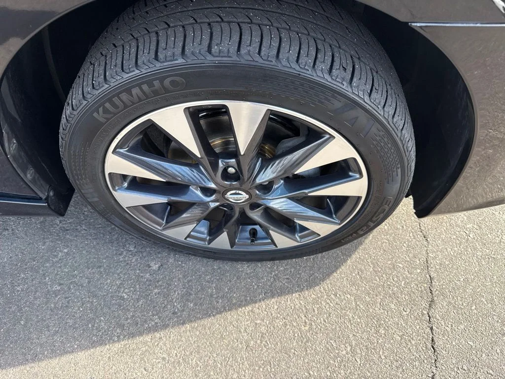 Used 2017 Black Nissan SR image 4