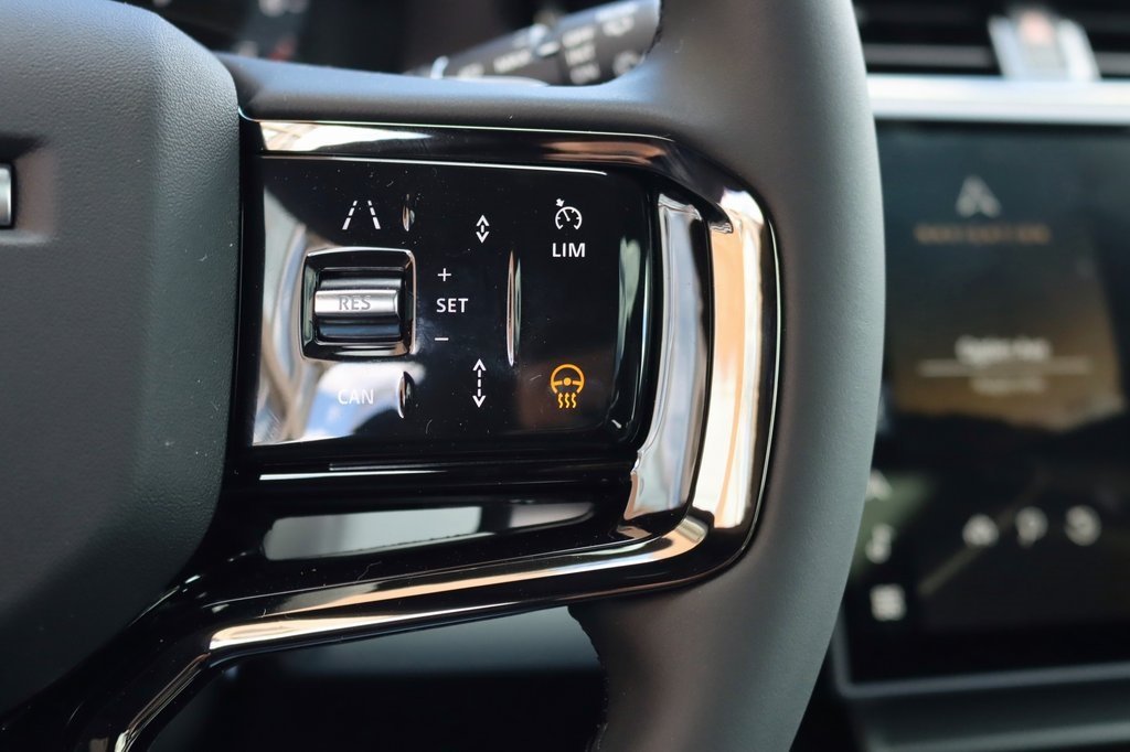 2026 LAND ROVER RANGE ROVER EVOQUE - Image 17