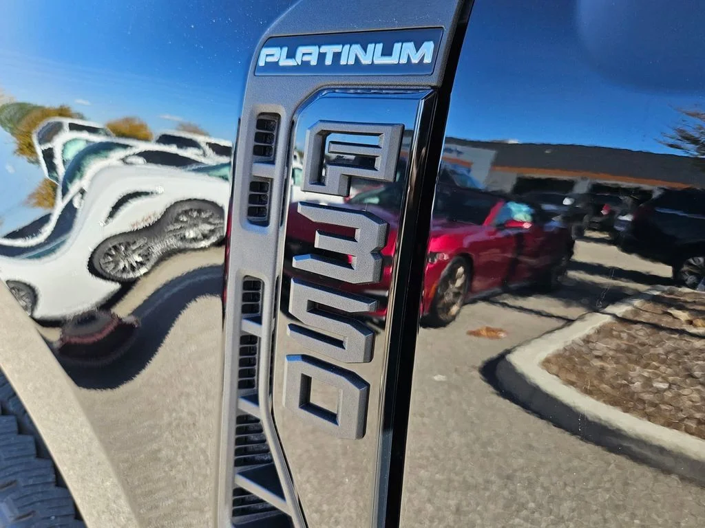 2026 Ford F-350 Super Duty Platinum - Photo 45