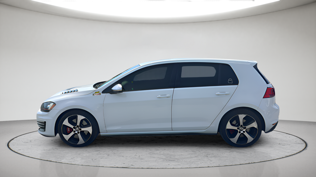 Used 2017  Volkswagen Sport image 10