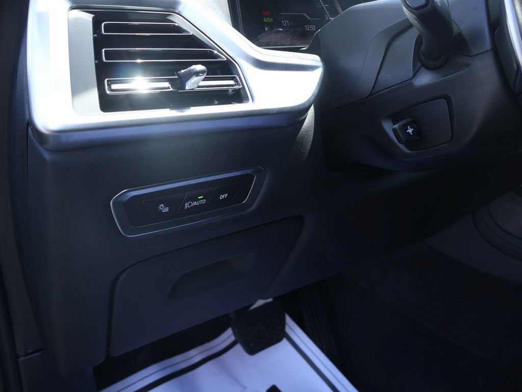2025 BMW X7 40i - Photo 24