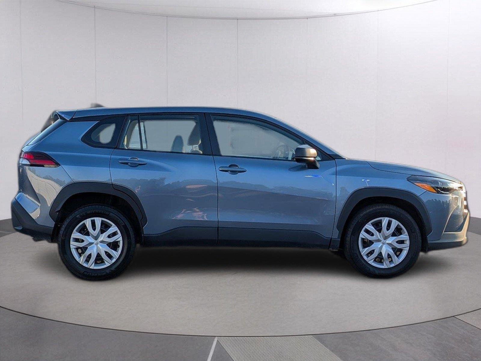 Used 2026 Celestite Toyota L image 8