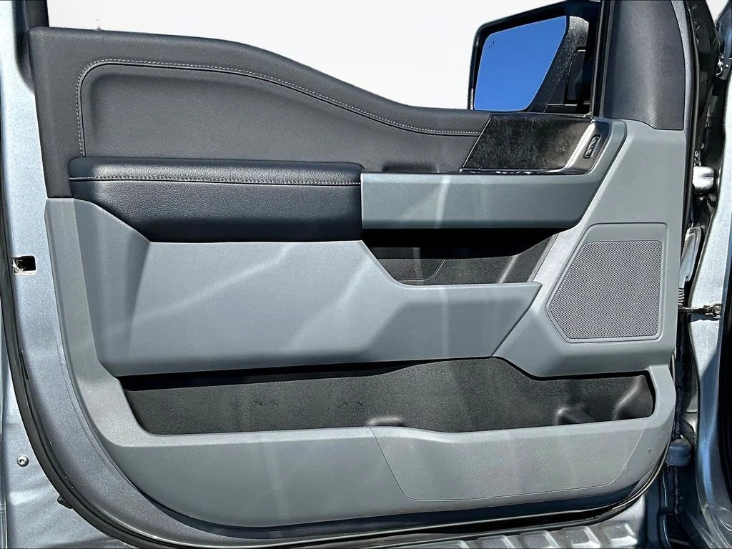 Used 2022 Silver Metallic Ford XLT image 24