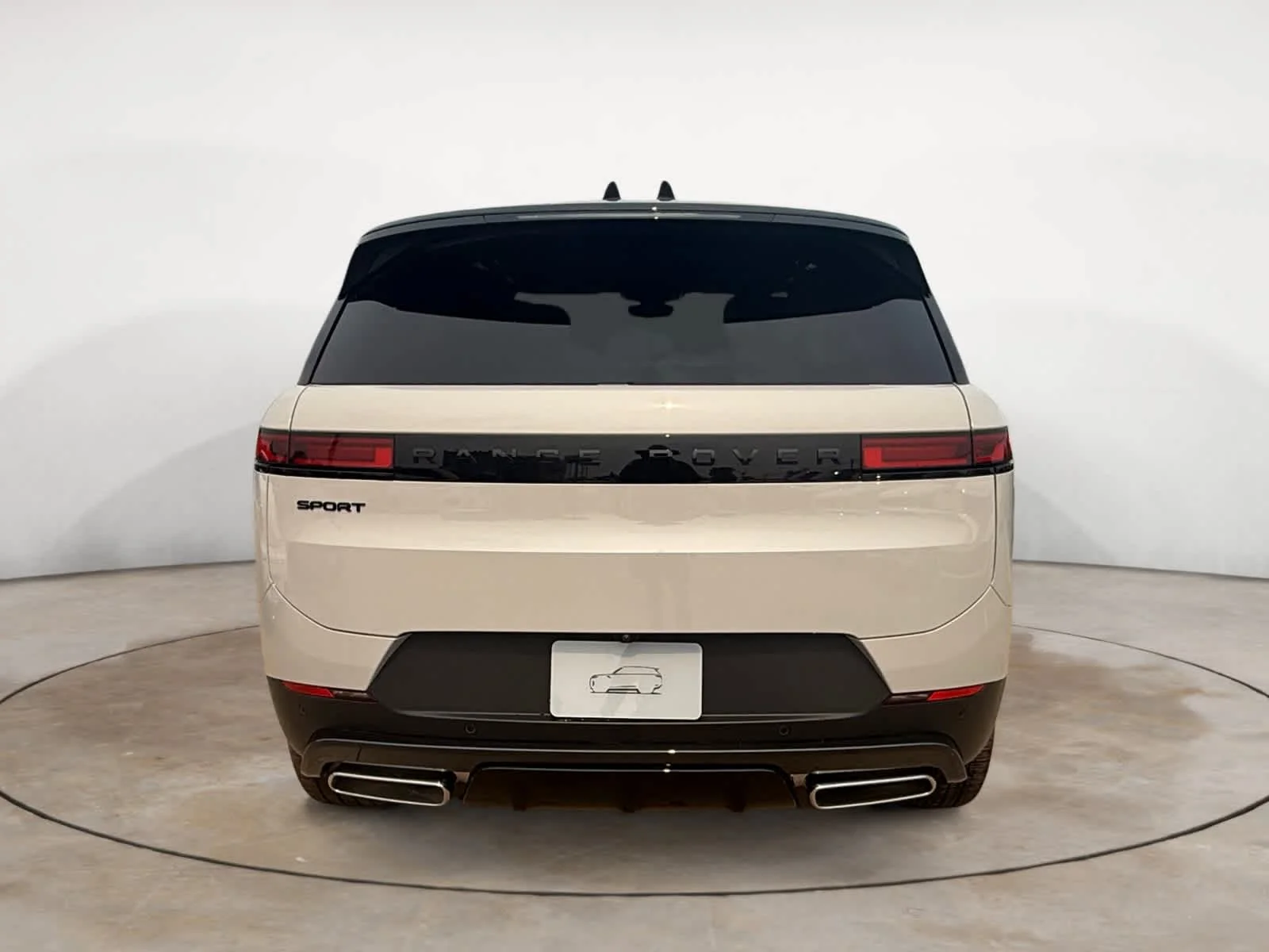 New 2026 Borasco Grey Land Rover SE image 4