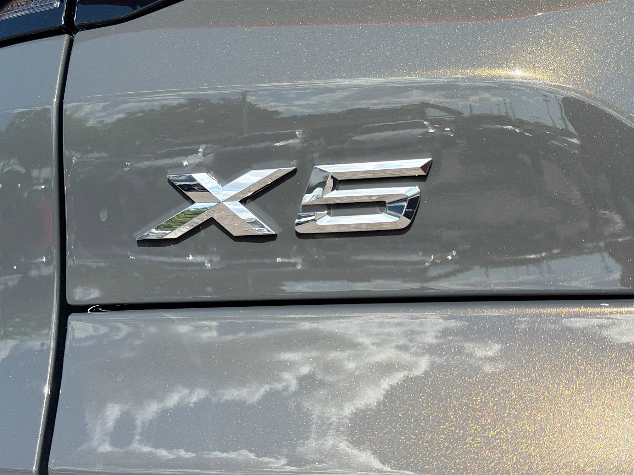 New 2026 Dravit Grey Metallic BMW xDrive40i image 11