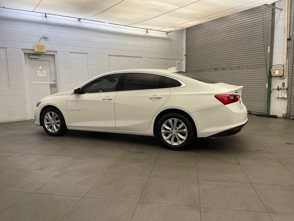 Used 2024 White Chevrolet LT 1LT image 10