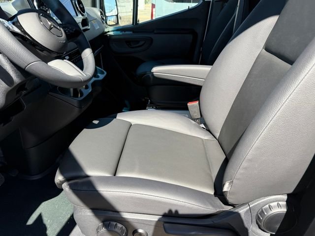 New 2026 Arctic White Mercedes-Benz Cargo 170 WB image 11