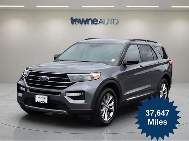 Used 2023 Gray Ford XLT image 1
