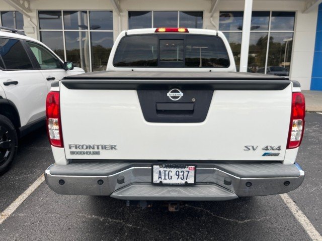 Used 2017 Glacier White Nissan S image 10