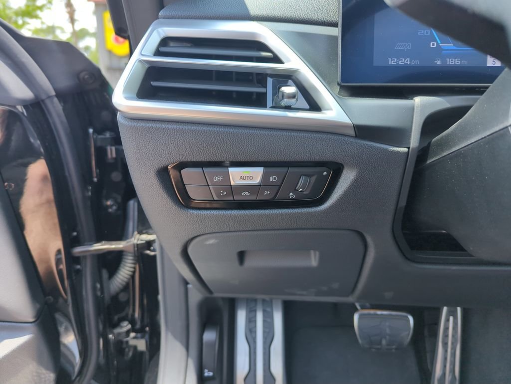 Used 2026 Black BMW Competition image 18