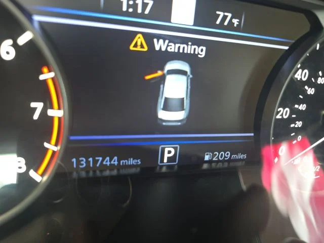 Used 2019 Black Nissan 2.5 SL image 3