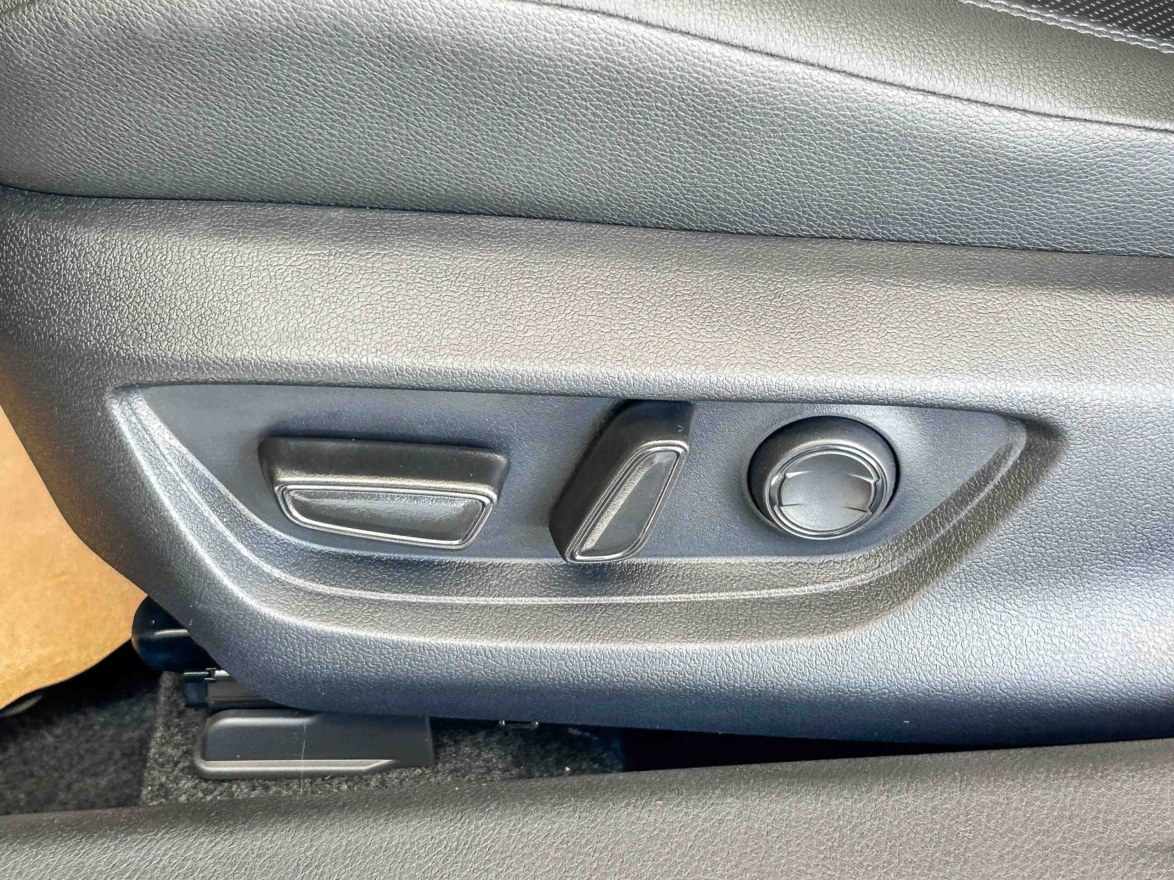 New 2026 WIND CHILL PRL Toyota XSE image 22