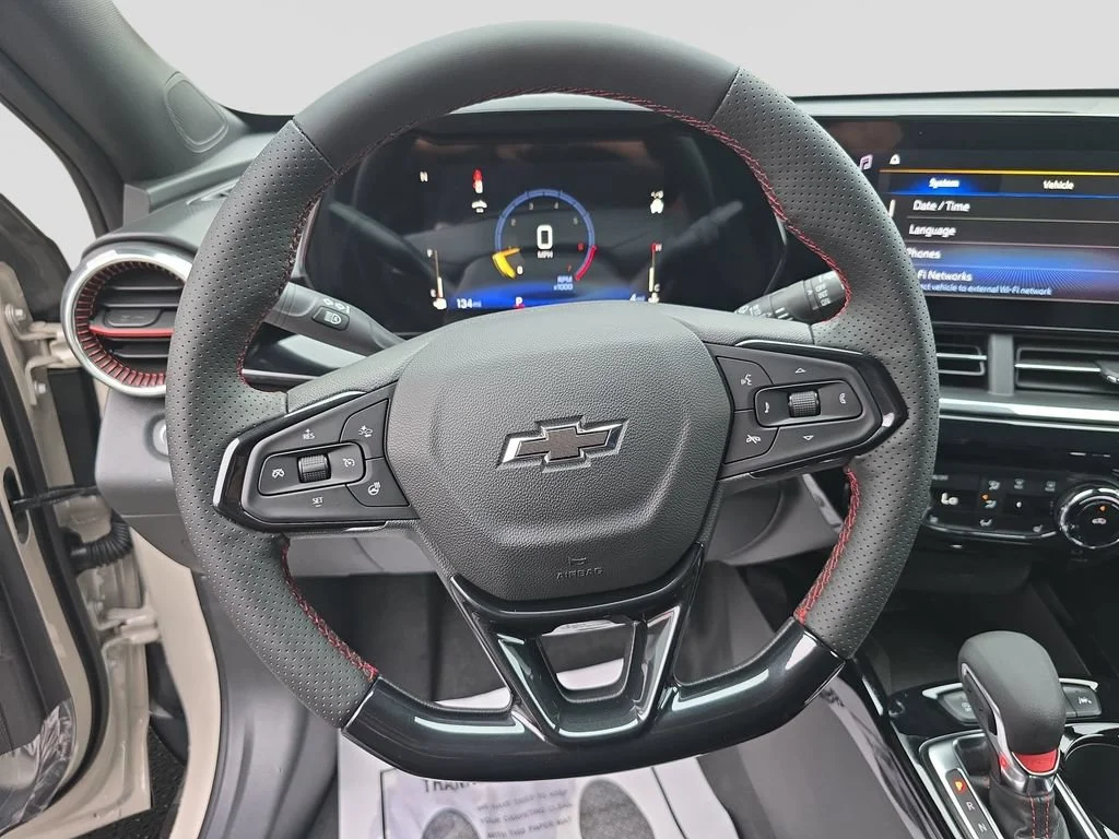 2026 Chevrolet Trax RS - Photo 18