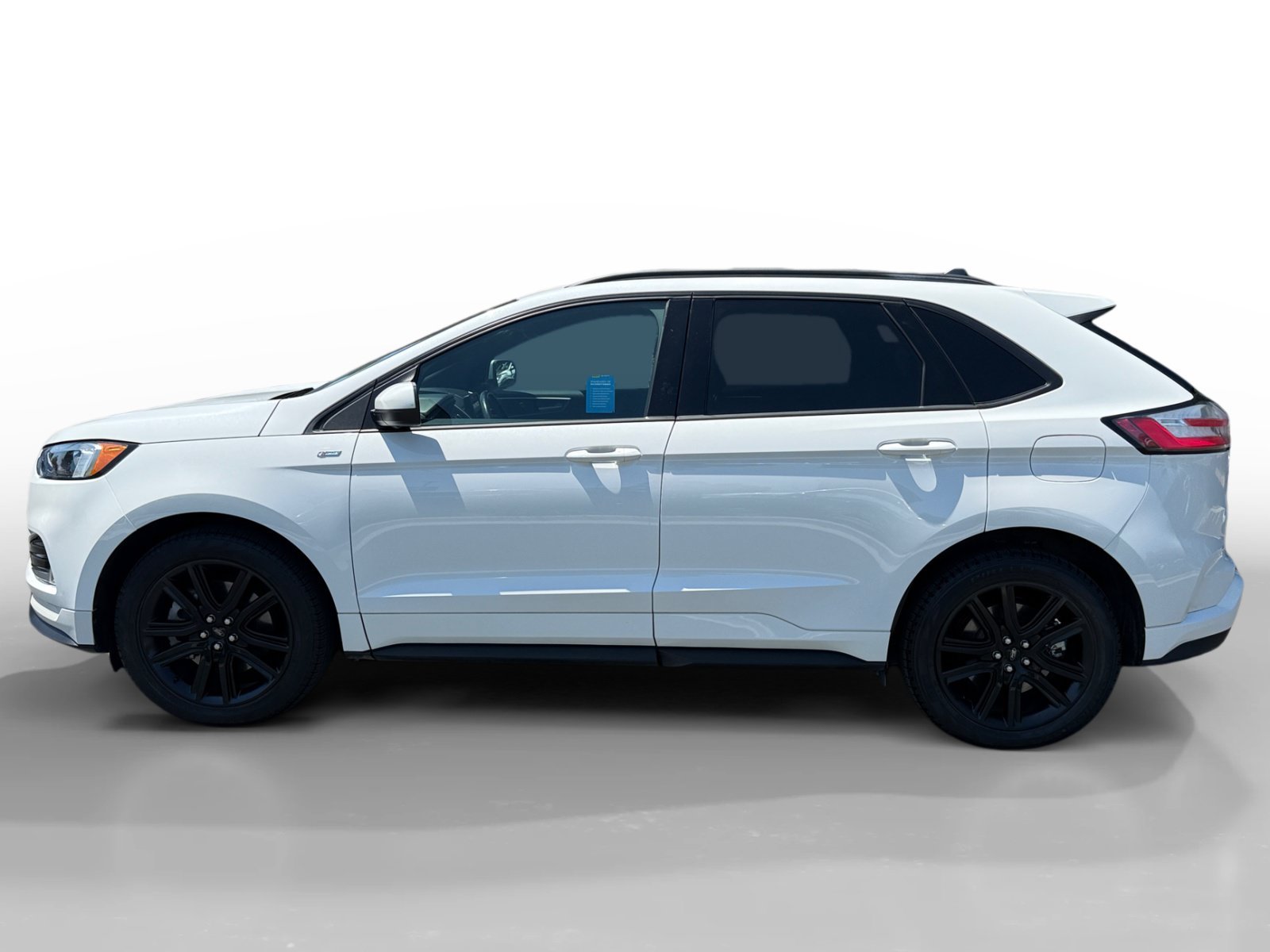 Used 2022 White Metallic Ford ST Line image 2