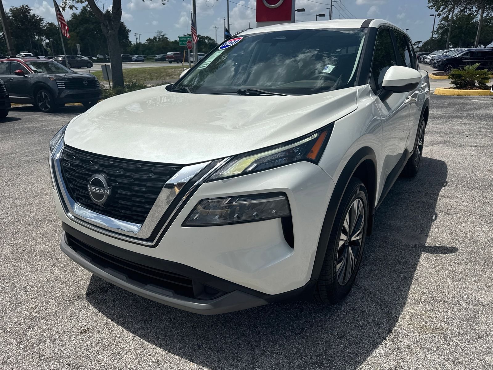 Certified Used 2023 White Nissan SV image 3