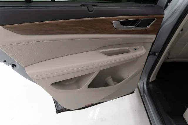 2026 Volkswagen Atlas SE w/Tech - Photo 20