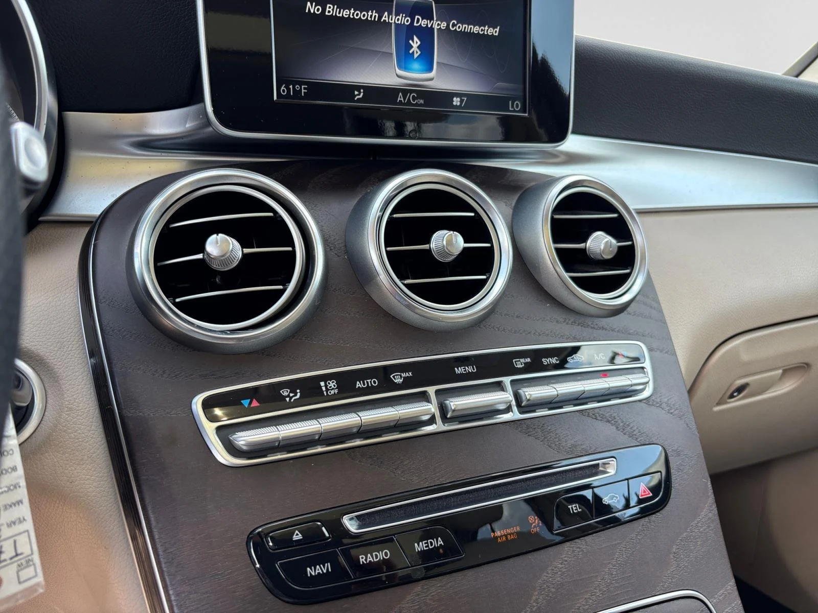 Used 2019 Black Mercedes-Benz GLC 300 image 30