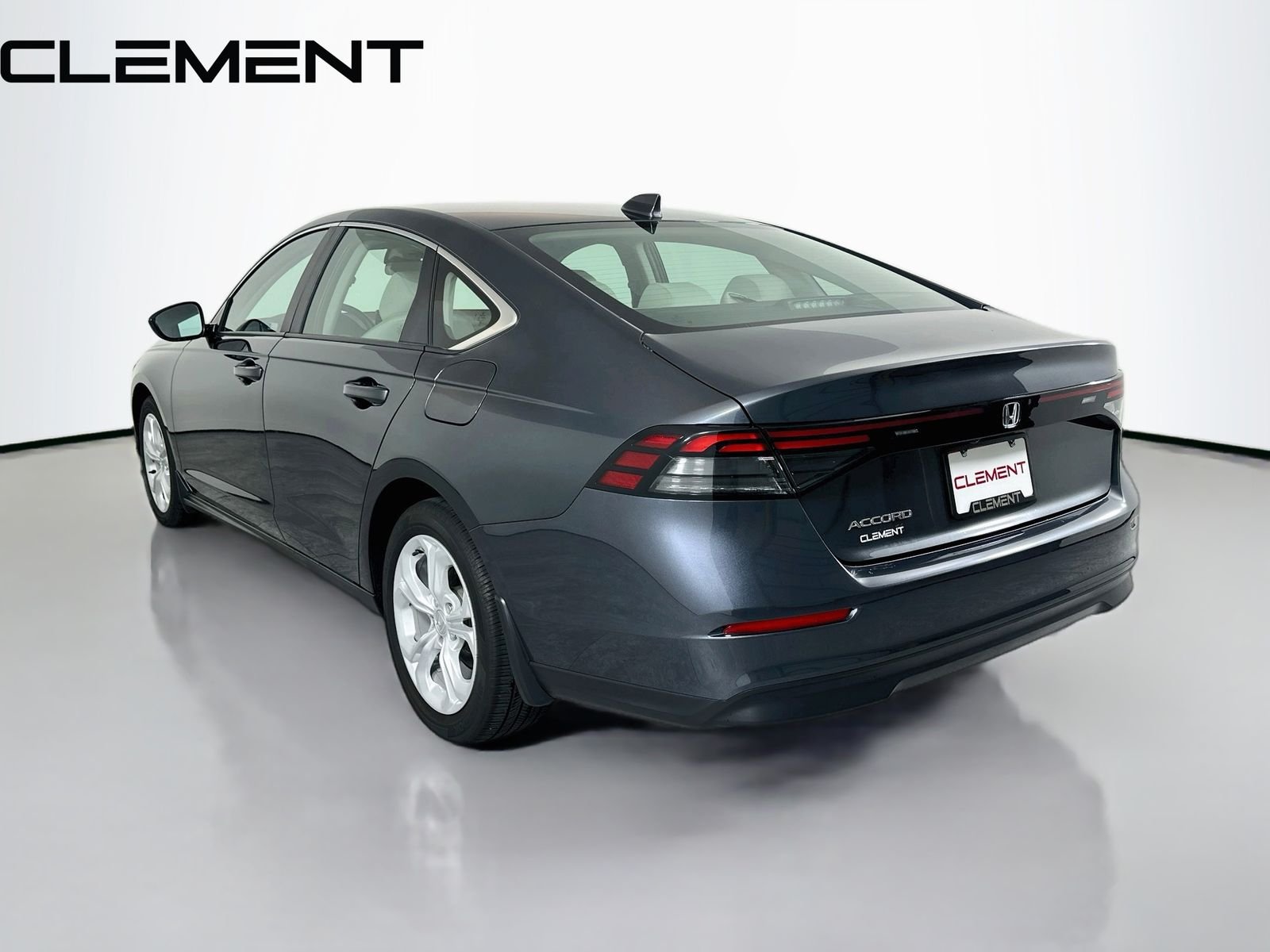2024 Honda Accord LX - Photo 10