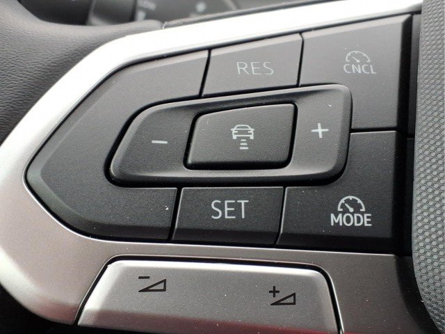 2026 Volkswagen Tiguan SE - Photo 21