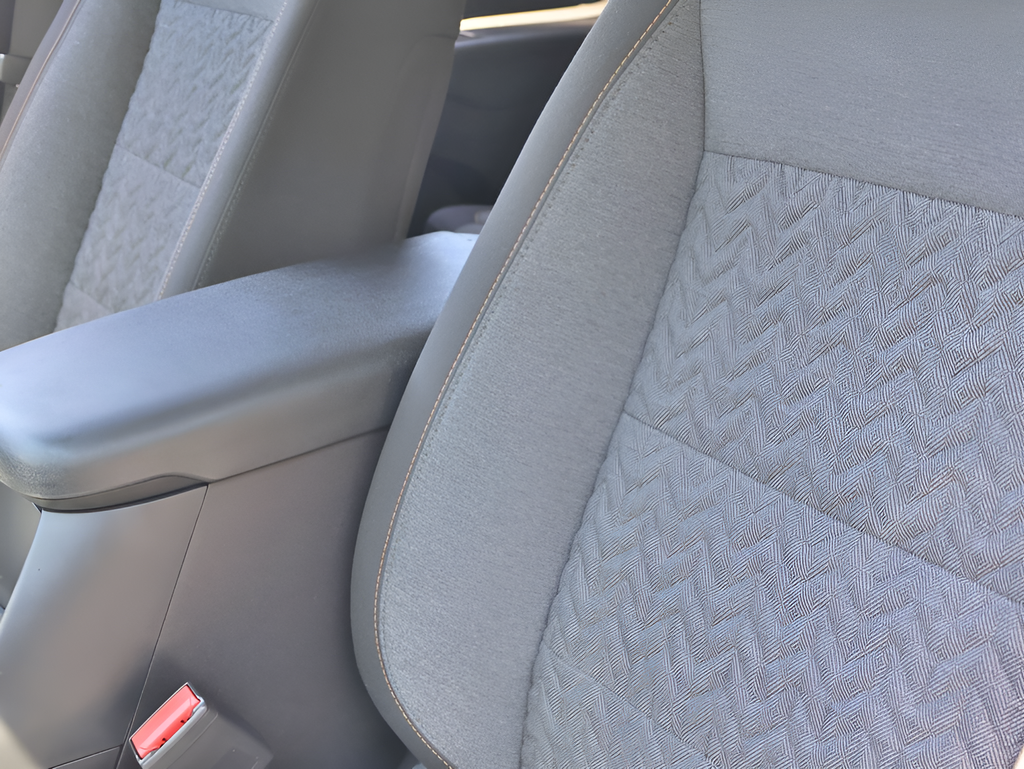 Used 2024 White Chevrolet LT image 13