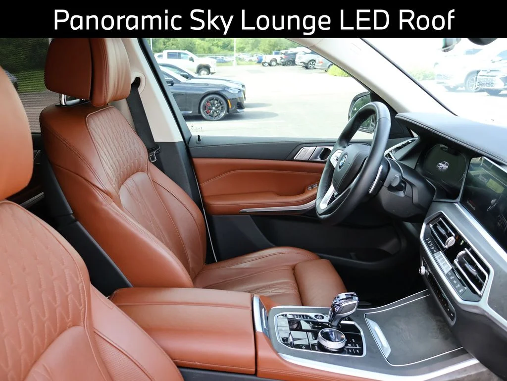Used 2022 Mineral White Metallic BMW xDrive40i image 11
