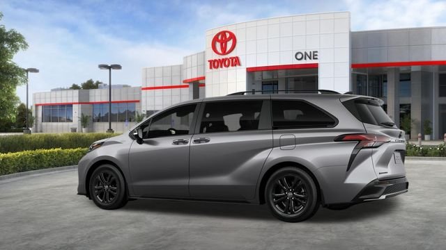 New 2026 Heavy Metal <sup>1</sup> Toyota  XSE image 8