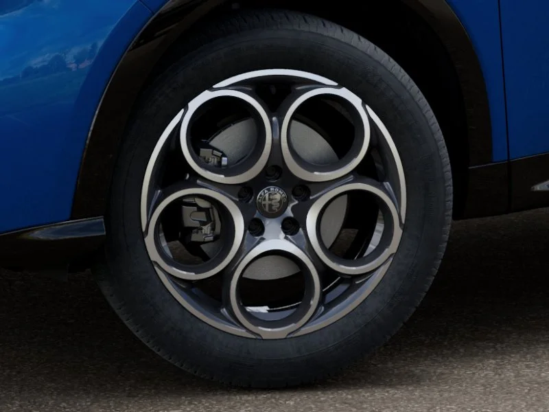 New 2025 Blue Alfa Romeo Base image 59