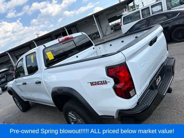 Used 2025 White Chevrolet Trail Boss image 5