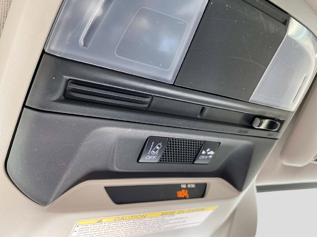 Used 2021 Gray Subaru Base image 29