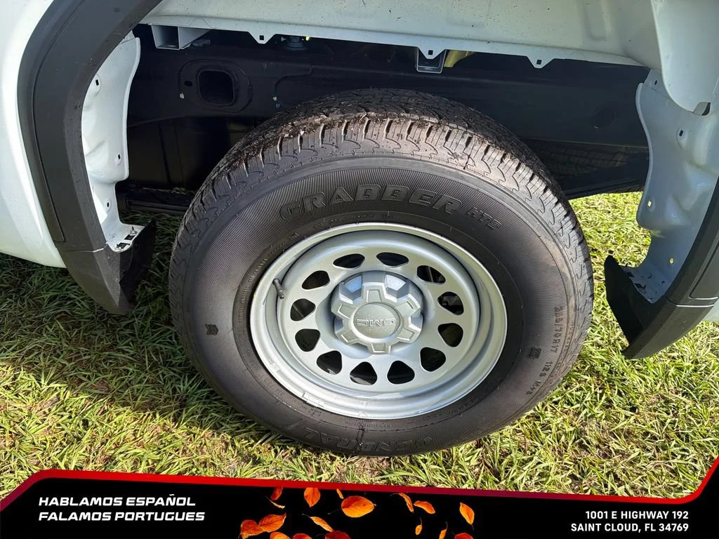 New 2026 Summit White GMC Pro image 11