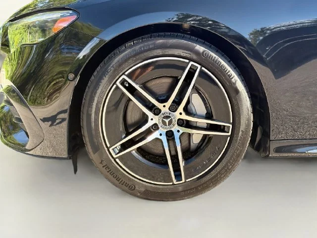 2025 Mercedes-Benz E-Class E350 - Photo 42