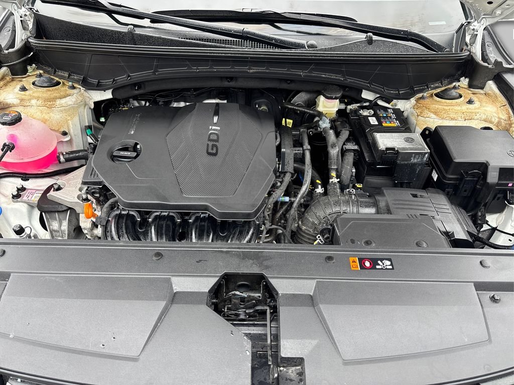 2025 Hyundai Santa Cruz SE - Photo 13