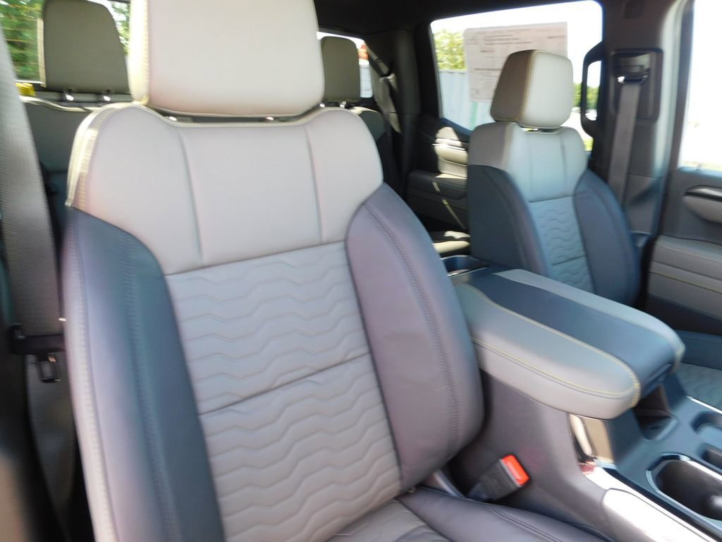 2026 Chevrolet Silverado 1500 ZR2 - Photo 25