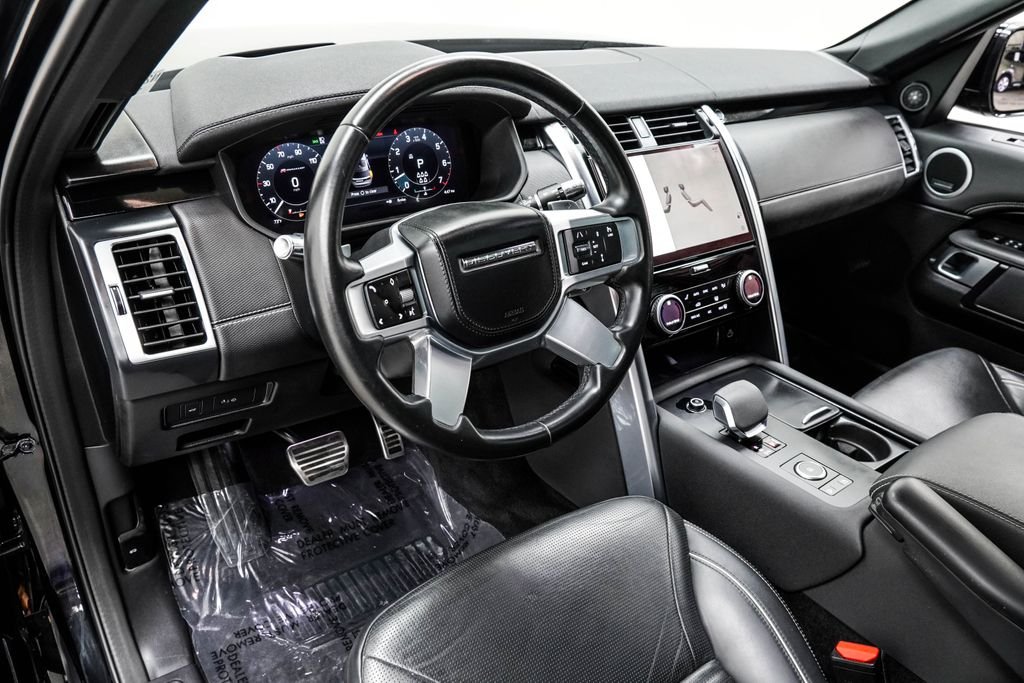 Used 2022 Black Land Rover HSE R-Dynamic image 21