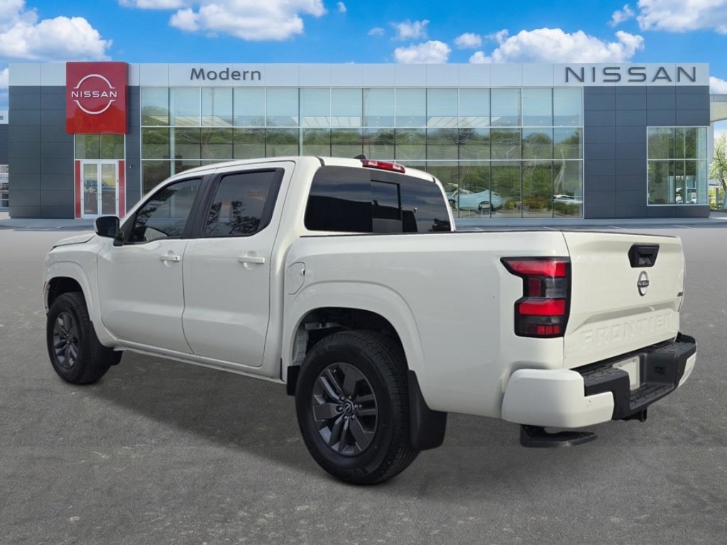 New 2026 Glacier White Nissan SV image 3