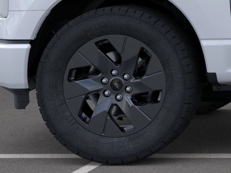 2025 Ford F-150 Lightning Flash - Photo 19