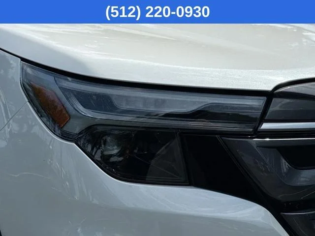 New 2026 CRYSTAL WHITE PEARL Subaru Limited image 39
