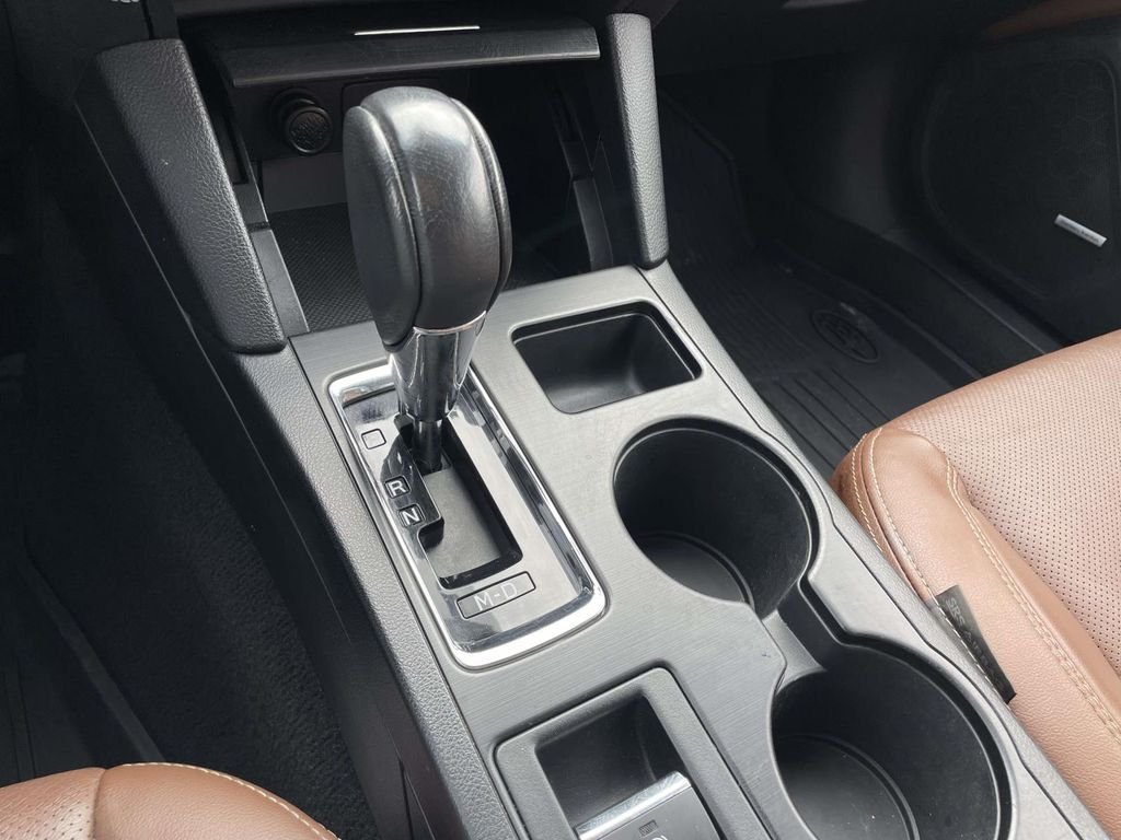 Used 2019 Crystal White Pearl Subaru Touring image 21