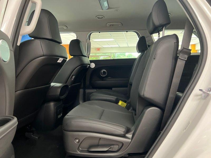 New 2027  Hyundai SEL AWD image 16