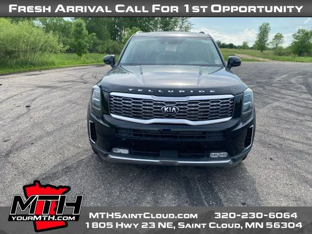 Used 2020 Black Kia SX image 3