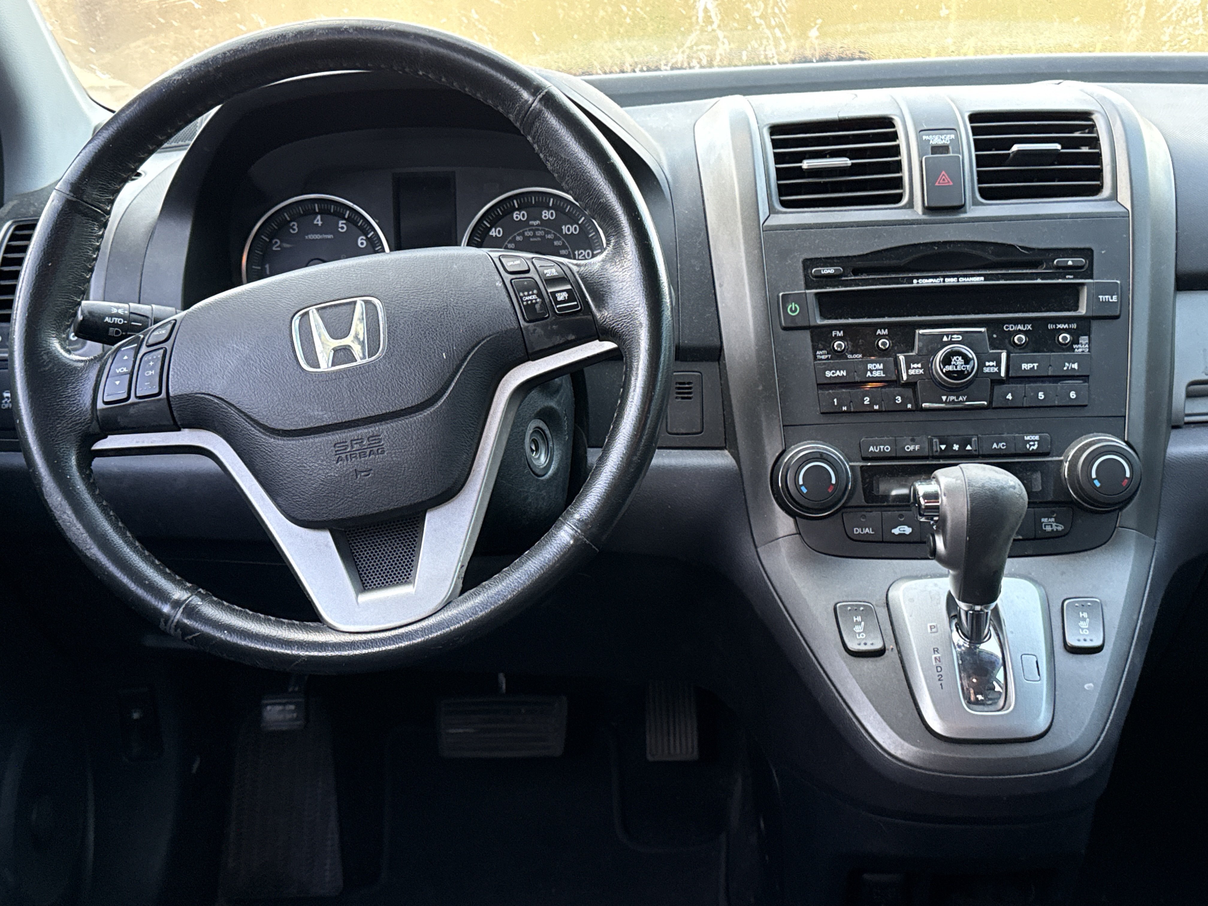 Used 2011  Honda EX-L image 2