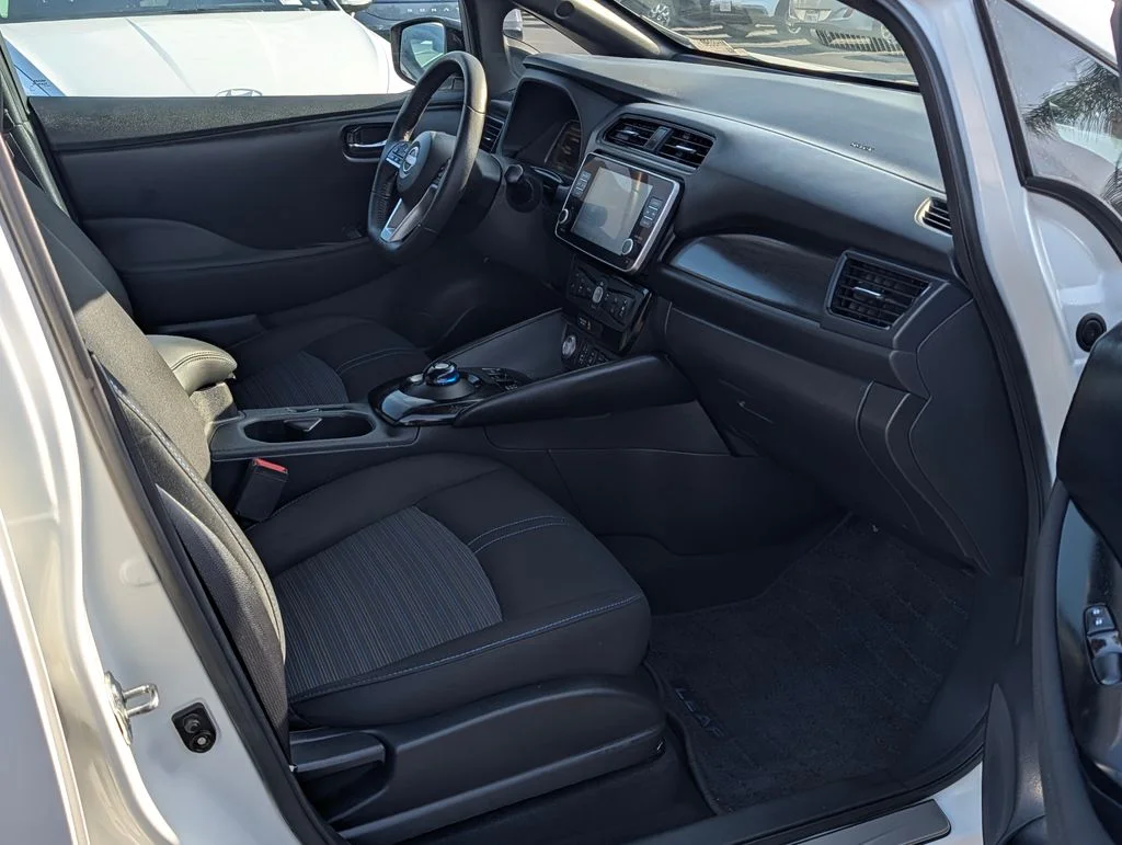 Used 2024 Black Nissan SV Plus image 9
