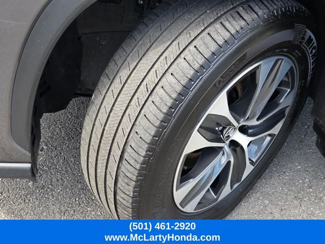 Used 2025 Magnetic Gray Metallic Toyota XLE image 21