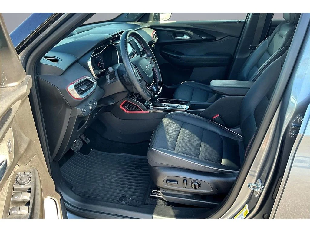 Used 2021 SATIN STEEL METALLIC Chevrolet RS image 11
