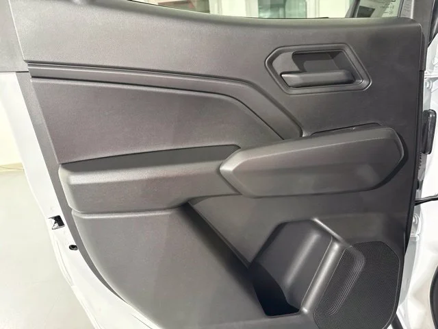 Used 2025 White Chevrolet Trail Boss image 14
