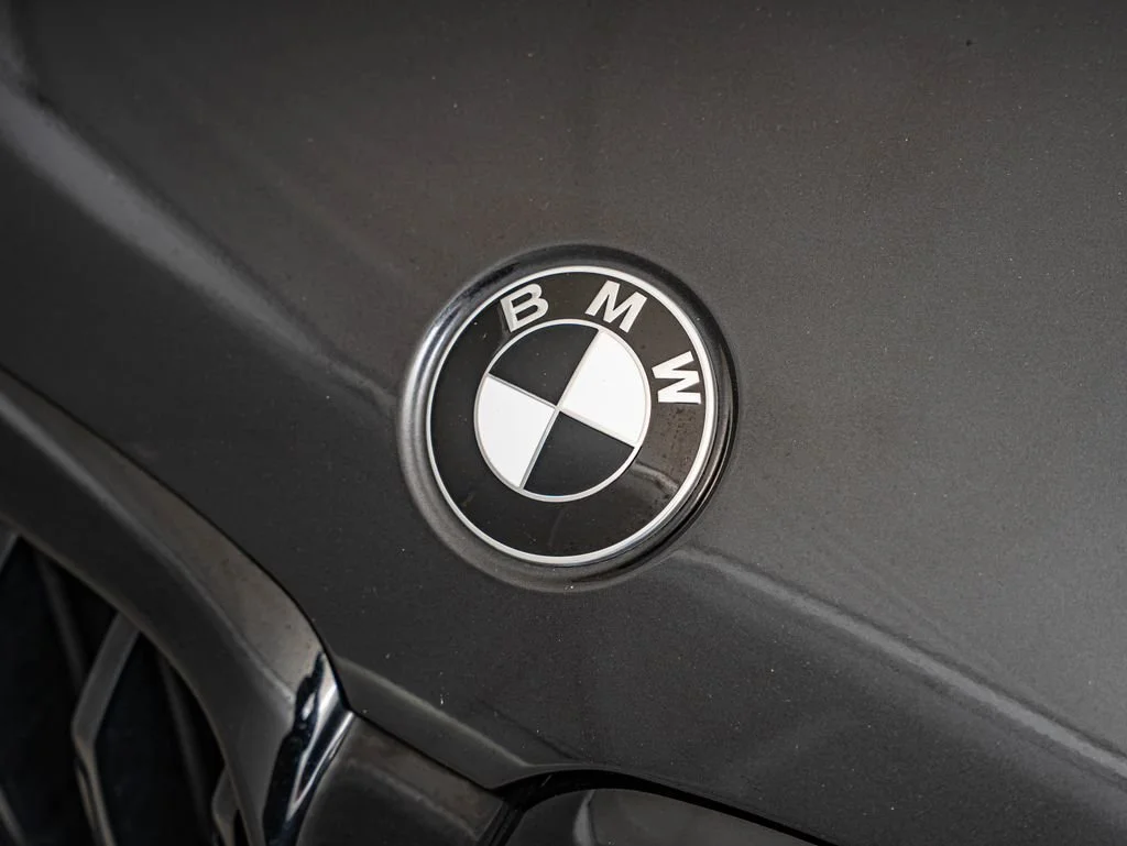 Used 2023 Dark Graphite Metallic BMW 540i image 12