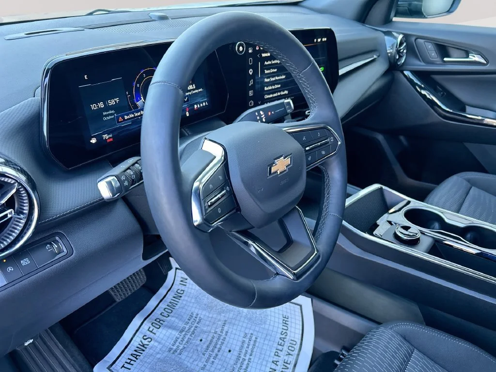 Used 2026 Lakeshore Blue Metallic Chevrolet LT image 13